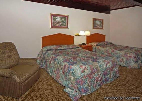 Econo Lodge Tallahassee Near Capital -University Eksteriør billede